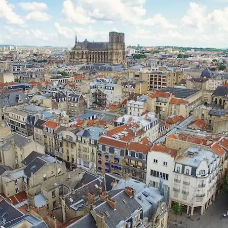 Reims Centre : Appartement Lumineux Et Atypique 46, Place D'Erlon Bagian luar foto