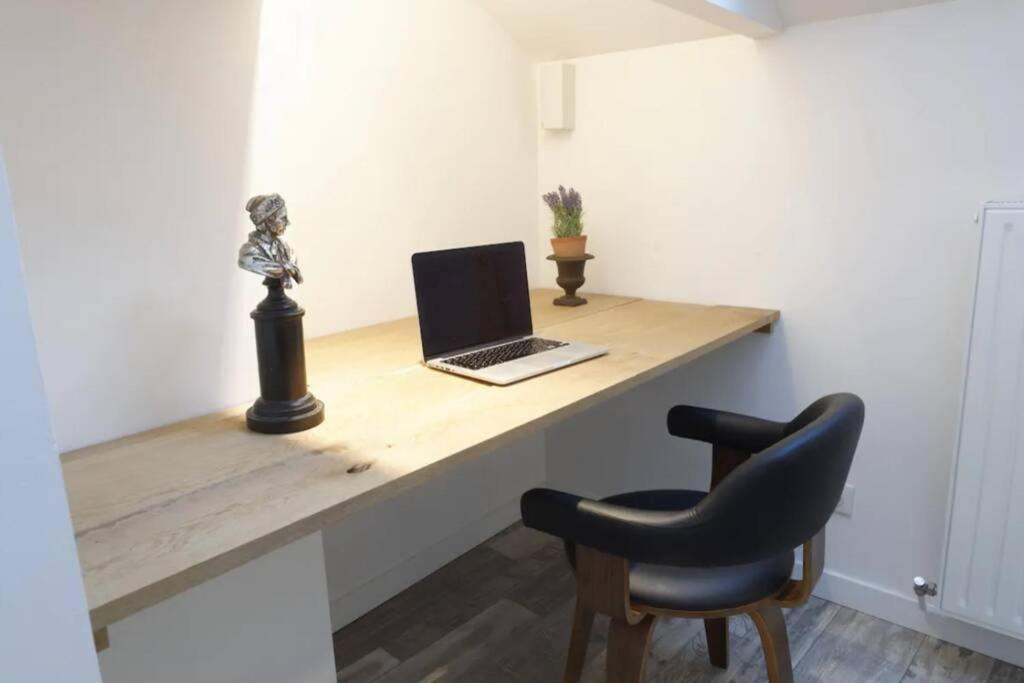 Reims Centre : Appartement Lumineux Et Atypique 46, Place D'Erlon Bagian luar foto